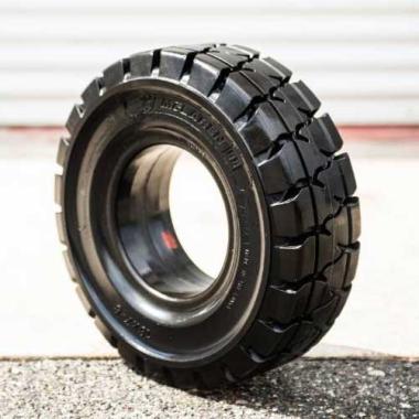 Forklift Tires - Solid 1